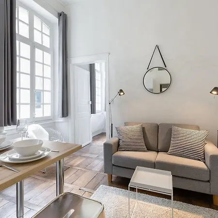 Apartment L'horloge By Cocoonr Rennes