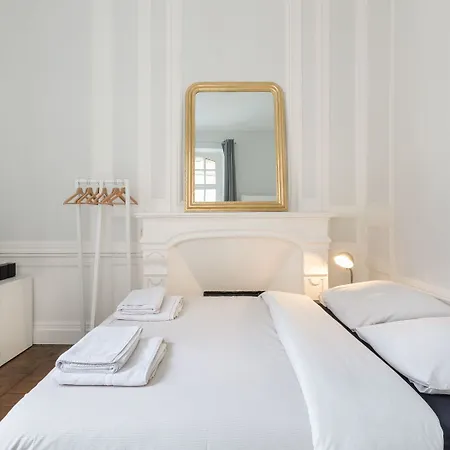 L'horloge By Cocoonr Rennes